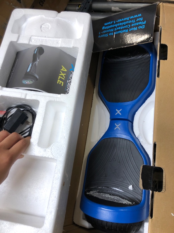 Photo 2 of Hover-1 Axle Hoverboard | 7MPH Top Speed, 3MI Range, LED Headlights & Wheels, Easy to Learn for KidsYouth
