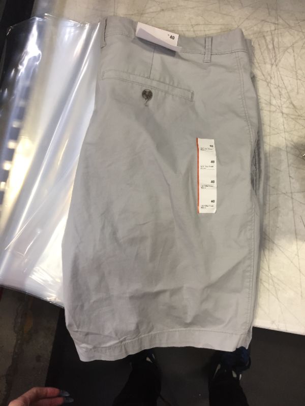 Photo 2 of 10' flat front goodfellow shorts grey
40