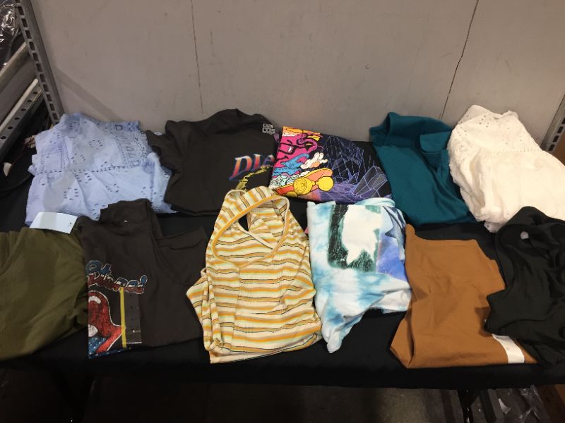 Photo 1 of BAG LOT OF WOMEN CLOTHES 13 ITEMS - DIFFERENT STYLES AND SIZES --SOLD AS IS ---