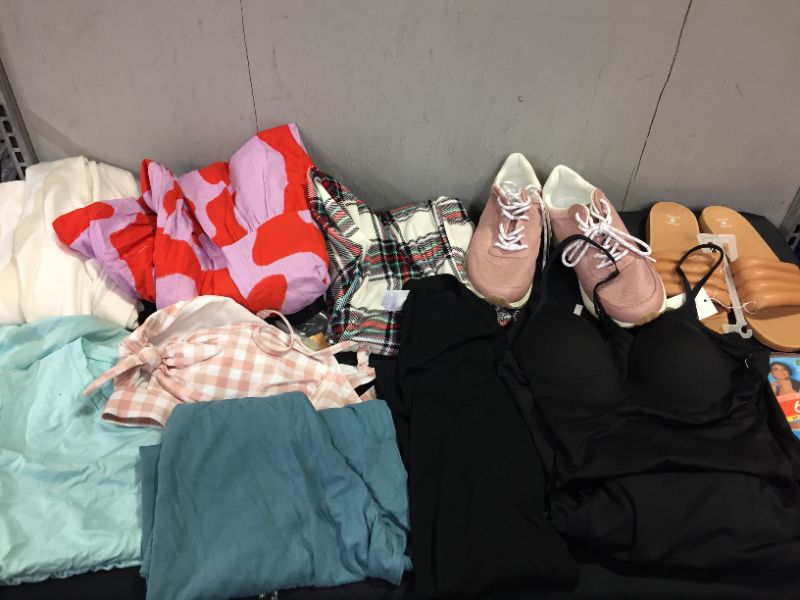 Photo 1 of BAG LOT OF  WOMEN CLOTHES - DIFFERENT STYLES AND SIZES --SOLD AS IS ---