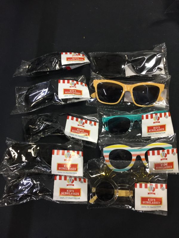 Photo 1 of 10 PACK OF SUNGLASSES- DIFFERENT STYLES AND COLORS  --SOLD AS IS ---

