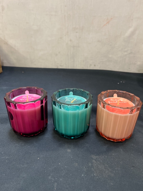 Photo 2 of 3 PCS CANDLE SET 