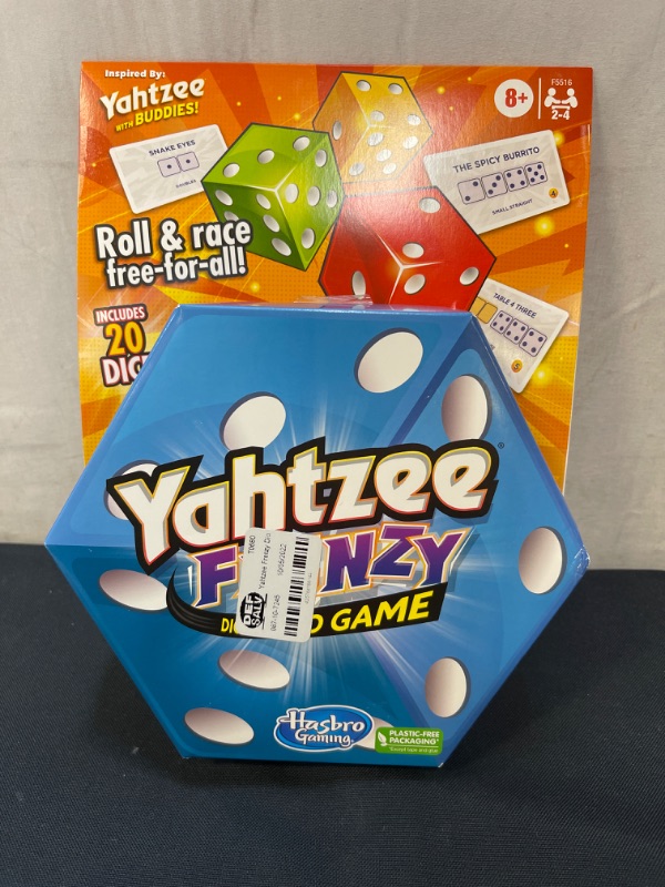 Photo 2 of Yahtzee Frenzy Dice & Card Game
