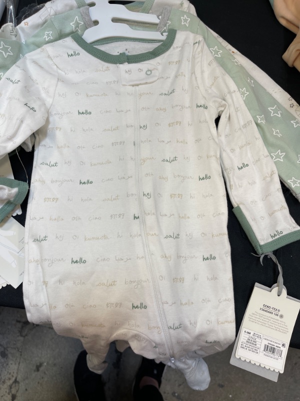 Photo 2 of Baby 3pk 'Hello Happy' Zip-up Sleep N' Play - Cloud Island™ Dark Green
SIZE 6-9MO