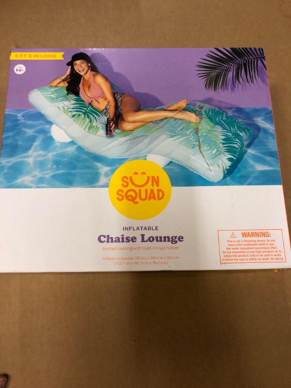 Photo 4 of ****MISC POOL 2 PACK*** 33 Swim Tube Tropical with Handles - Sun Squad  &  Chaise Lounge Palm - Sun Squad****MINOR DAMAGE TO PACKAGING****