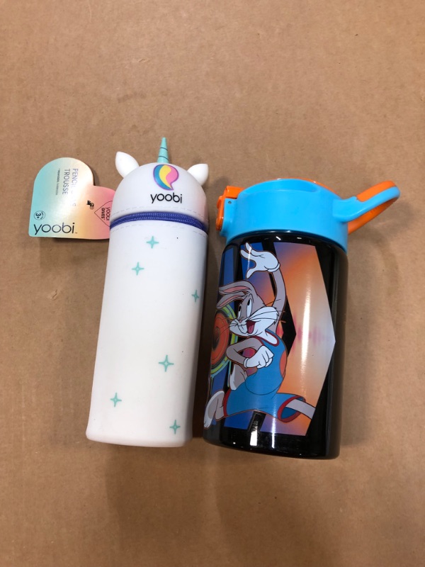 Photo 2 of ****COMBO PACK**** Space Jam 2 14oz Stainless Steel Valiant Kids Water Bottle - Zak Designs & YOOBI OENCIL CASE TROUSSE