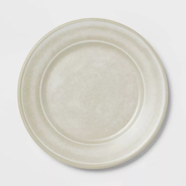 Photo 2 of ****MISC 4 PACK*** 10.5" Plastic Dinner Plate - Room Essentials™ & 10.5" Melamine and Bamboo Dinner Plate White - Threshold™

