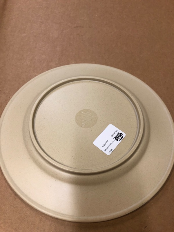 Photo 5 of ****MISC 4 PACK*** 10.5" Plastic Dinner Plate - Room Essentials™ & 10.5" Melamine and Bamboo Dinner Plate White - Threshold™

