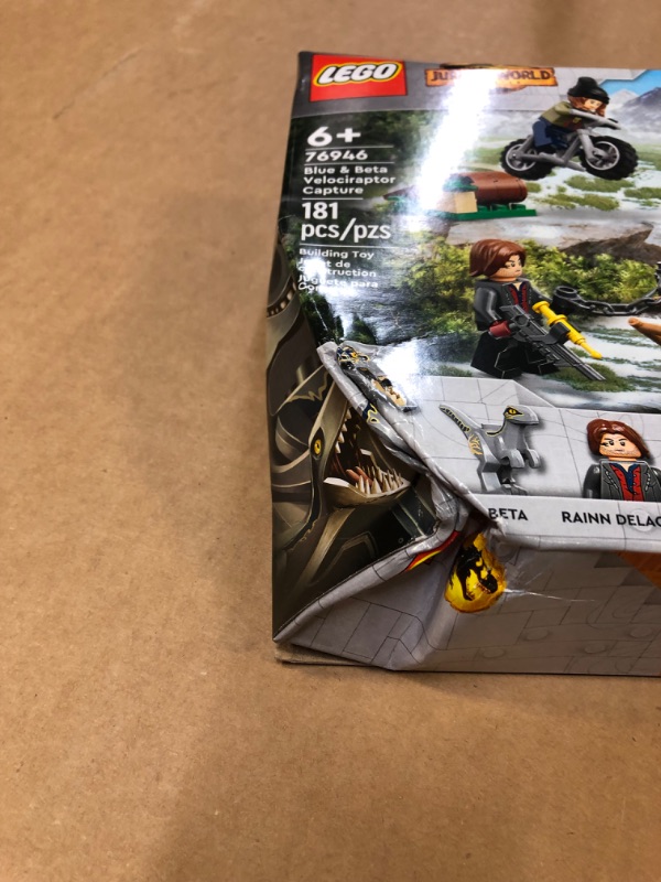 Photo 3 of ****MINOR DAMAGE TO PACKAGING LEGO Jurassic World Blue  Beta Velociraptor Capture 76946 Building Kit