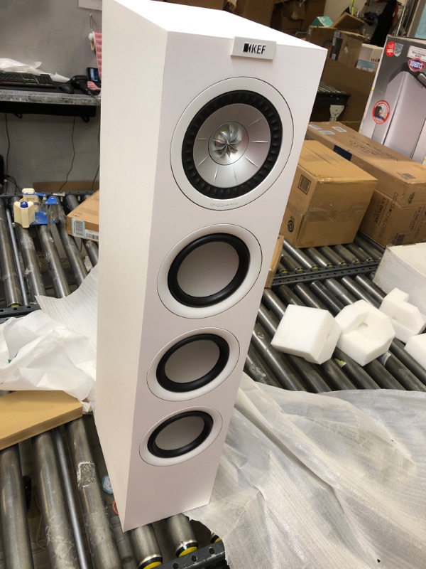 Photo 2 of KEF Q550 Floorstanding Speaker