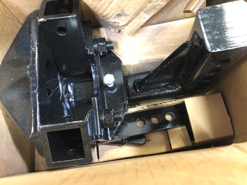Photo 3 of (BOX NUMBER 1 OF 2)Equal-i-zer 4-point Sway Control Hitch, 90-00-1000, 10,000 Lbs Trailer Weight Rating, 1,000 Lbs Tongue Weight Rating, Weight Distribution Kit Includes Standard Hitch Shank, Ball NOT Included
