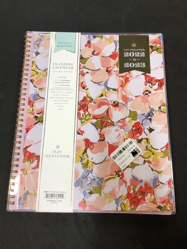 Photo 2 of 2022-23 Academic Planner Weekly/Monthly CYO 8.5x11 Petals - Day Designer