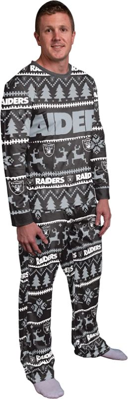 Photo 1 of FOCO NFL Mens Wordmark Family Matching Collection Set Holiday Pjs (MEN'S M)
