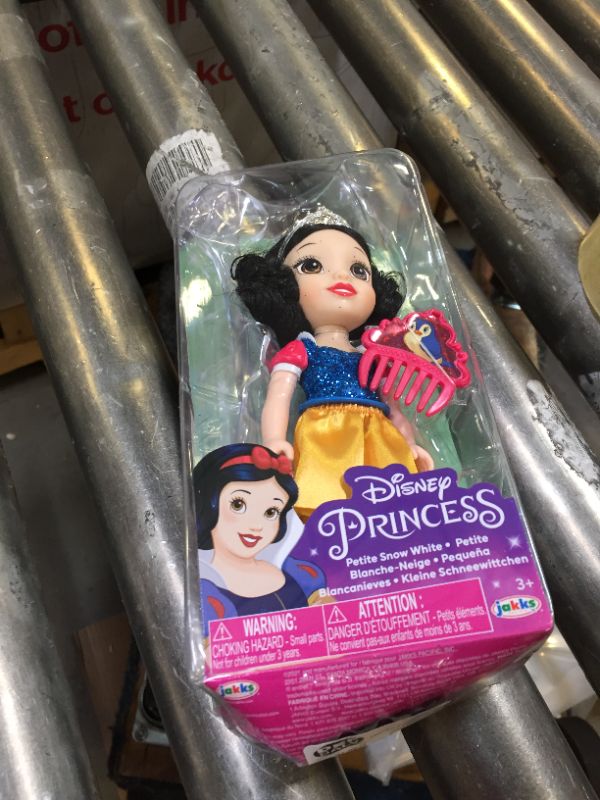 Photo 2 of Disney Princess Snow White Petite Doll

