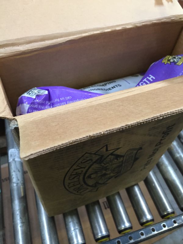 Photo 1 of Dr. Elsey's Premium Clumping Cat Litter - Clean Tracks - Low Dust, Low Tracking, Hard Clumping, Superior Odor Control, Unscented & Natural Ingredients 40-lb bag