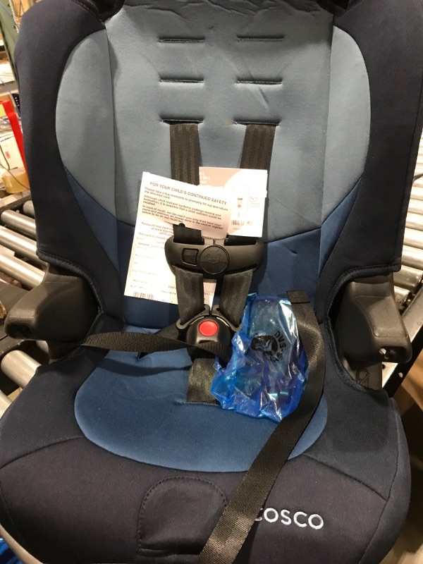 Photo 1 of Cosco Finale DX 2 in 1 Booster Car Seat Sport Blue