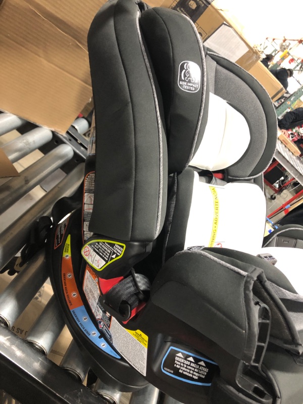 Photo 1 of Graco 4Ever DLX 4 in 1 Car Seat, Infant to Toddler Car Seat, with 10 Years of Use, Fairmont , 20x21.5x24 Inch (Pack of 1) DLX Fairmont