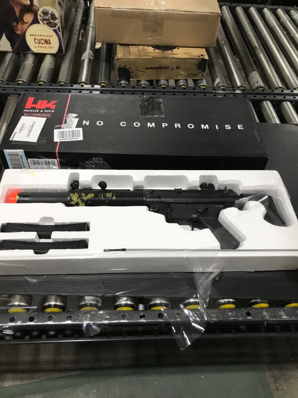 Photo 1 of H&K MP5 SD6 Competition Series Airsoft Gun