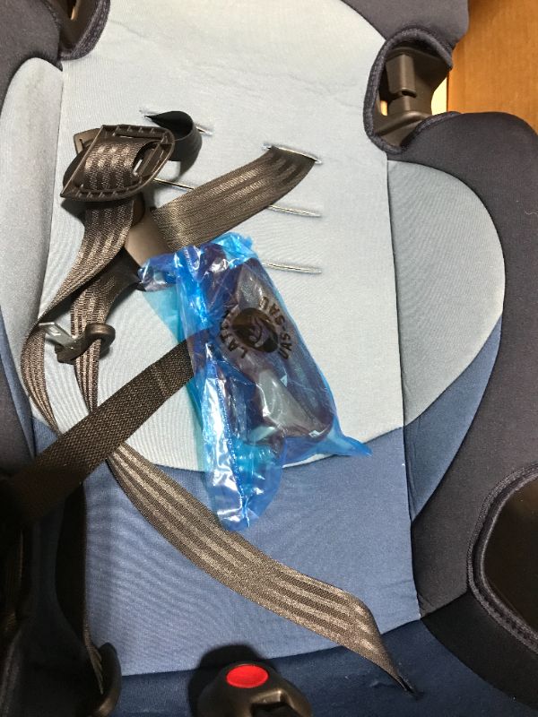 Photo 1 of Cosco Finale DX 2-in-1 Combination Booster Car Seat, Sport Blue (1428364)
