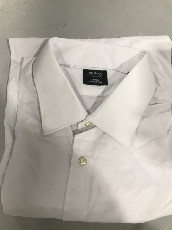 Photo 1 of Arrow men's Dress Shirt Size XL  