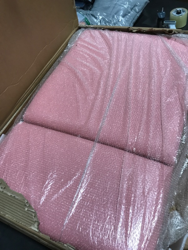 Photo 1 of yaheetech massage table pink
