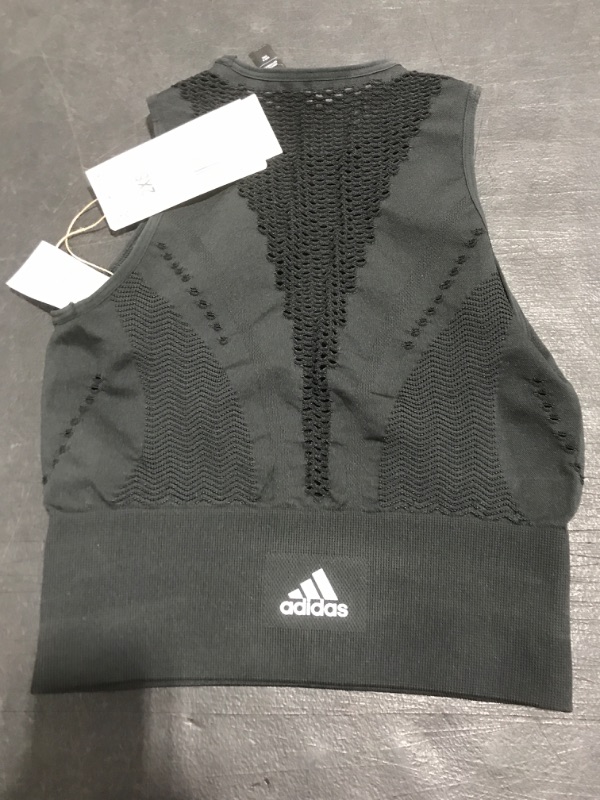 Photo 2 of ADIDAS WOMEN'S AEROKNIT SPORT TOP. BLACK. SIZE 2XS. 