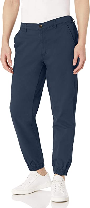 Photo 1 of Amazon Essentials Men's Straight-Fit Jogger Pant. SIZE LARGE. 
