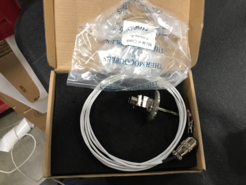 Photo 1 of Tri-clamp Waterproof RTD PT100 Temperature Sensors with Telfon Cable & Detachable Connector