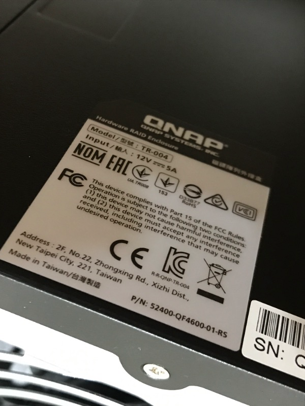 Photo 5 of QNAP TR-004 4 Bay USB Type-C Direct Attached Storage (DAS) with hardware RAID (Diskless) 4-bay DAS