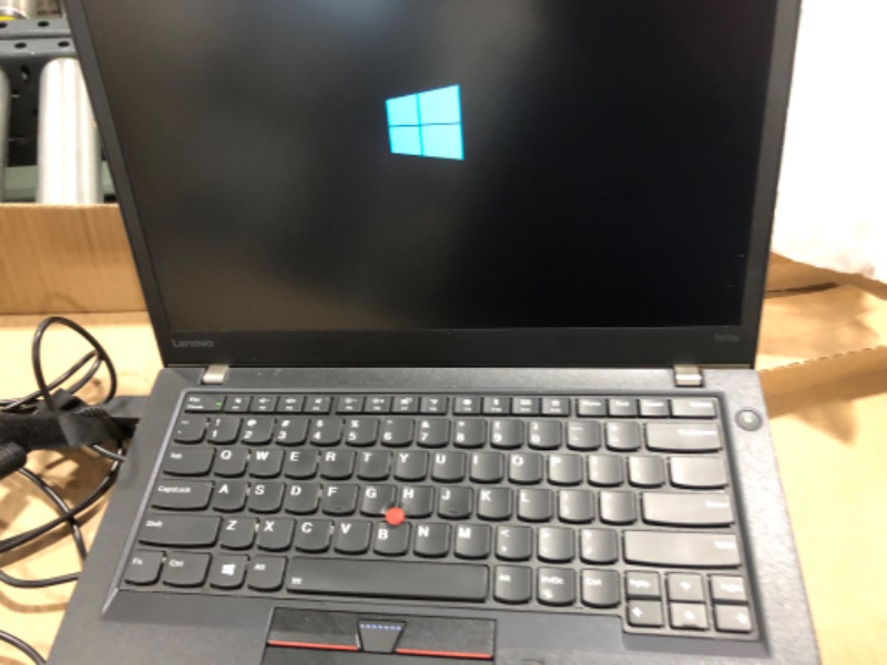 Photo 4 of Lenovo ThinkPad T470 14 FHD Intel Core i5-7300U 2.6GHz, 16GB RAM, 256GB SSD, Windows 10 Pro 64Bit, CAM