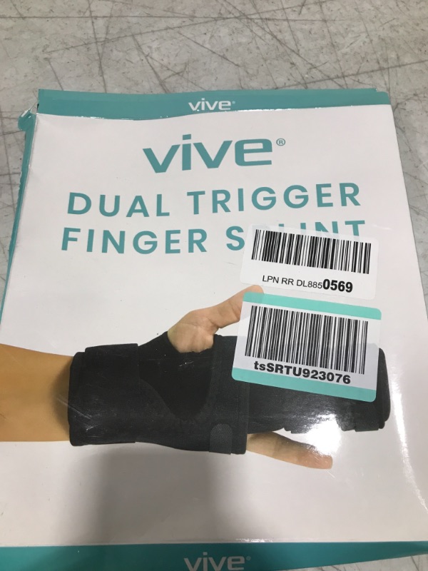 Photo 1 of Dual trigger finger splint