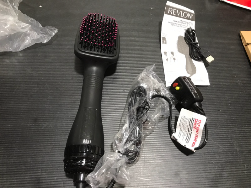 Photo 2 of Revlon One-Step Hair Dryer and Styler | Detangle, Dry, and Smooth Hair, (Black)
DAMAGED BOX, TESTED AND WORKS LIKE NEW
