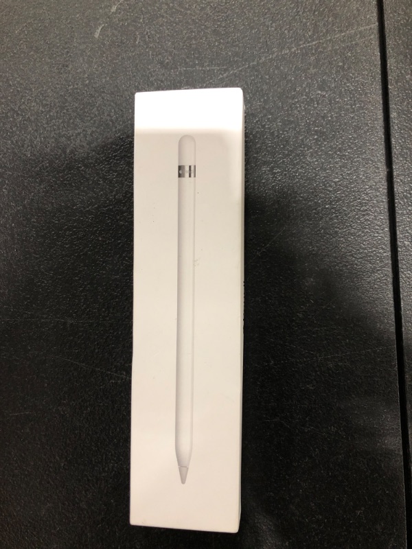 Photo 2 of APPLE PENCIL 