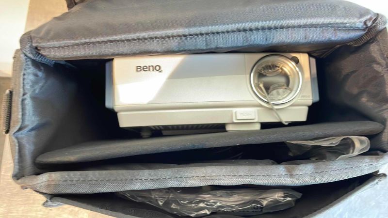 Photo 7 of BenQ MP510 Projector
 SVGA Portable Projector displaying 1,500 Lumens at its brightest setting with a native resolution of 800x600 . 