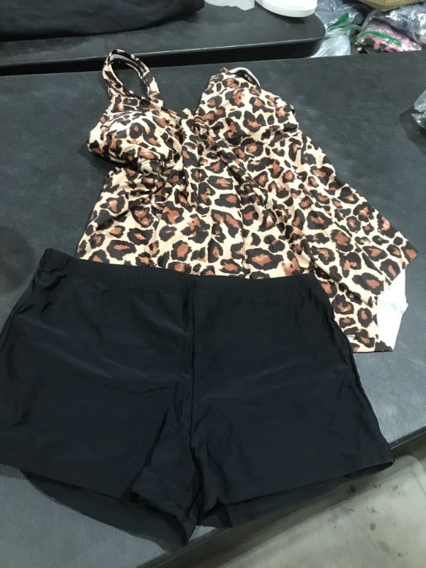 Photo 2 of 14W Holipick 2 Piece Plus Size Swimsuits for Women Tankini Bathing Suit Swimwear Tummy Control Flowy Tops and Boyshorts Modest Leopard 