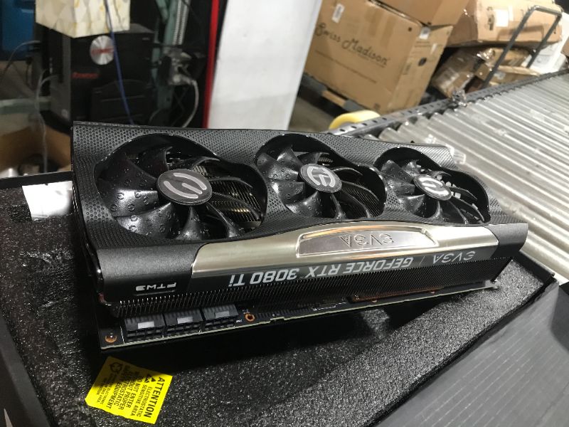 Photo 2 of EVGA - NVIDIA GeForce RTX 3080 Ti FTW3 ULTRA GAMING 12GB GDDR6X PCI Express 4.0 Graphics Card
