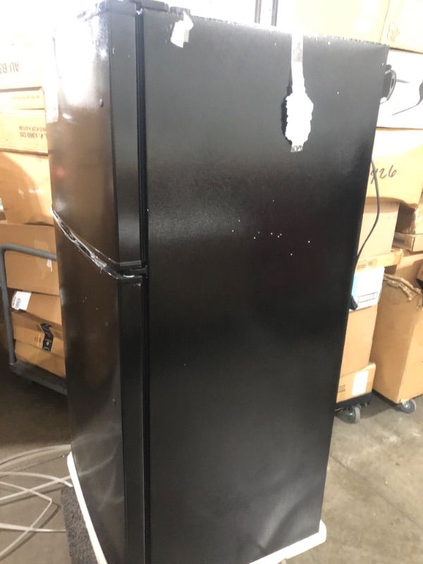 Photo 7 of Winia WTE21GSBMD 21 Cu. Ft. Top Mount Refrigerator With Factory Installed Ice Maker - Black