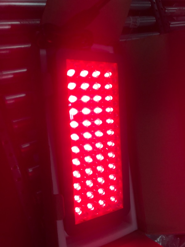 Photo 3 of Hooga Red Light Therapy Device, Red Near Infrared 660nm 850nm, 100 Clinical Grade LEDs, High Power Output Panel. Hanging Kit. Improve Sleep, Pain Relief, Skin Health, Anti-Aging, Energy, Recovery
