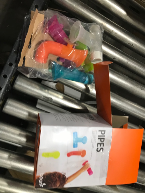 Photo 1 of Boon Building Bath Pipes Toy, Set of 5