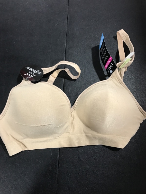 Photo 1 of Bali Comfort Revolution Wireless Bra, Full-Coverage Wirefree Bra, Wireless Everyday Bra with Cool Comfort Fabric 32B Nude