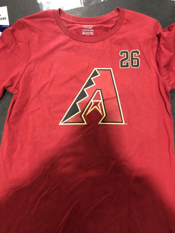 Photo 2 of YOUTH Arizona Diamondbacks PLAYER 26 SMITH 
SIZE L