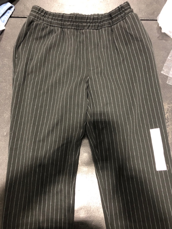 Photo 1 of A NEW DAY STRETCHY WORK PANTS  
SIZE 8