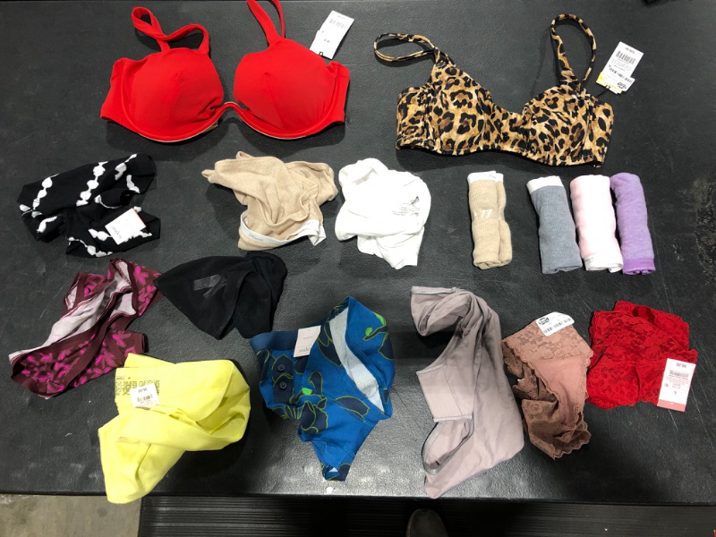 Photo 1 of 16 PIECE WOMENS BRAS AND PANTIES BUNDLE VARIOUS SIZES 
ITEMS ARE NEW 