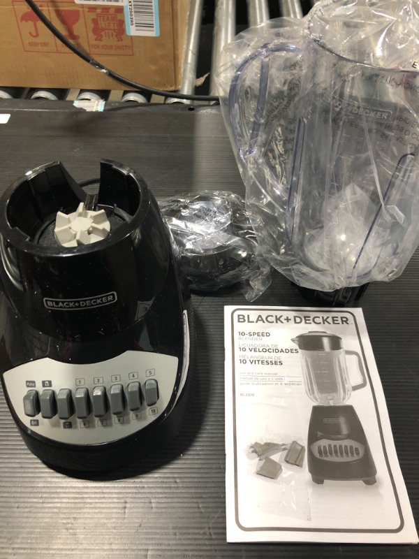 Photo 2 of Black&Decker 10 Speed Blender with Plastic Jar, Black