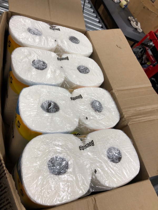 Photo 2 of Bounty Quick Size Paper Towels, White, 4 Packs Of 2 Family Rolls = 8 Family Rolls