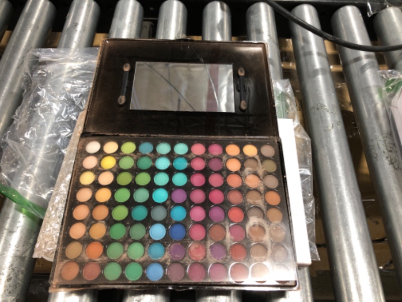 Photo 3 of Bebeautiful Professional Makeup Eyeshadow Palette with Applicators, 88-Color Palette, Matte