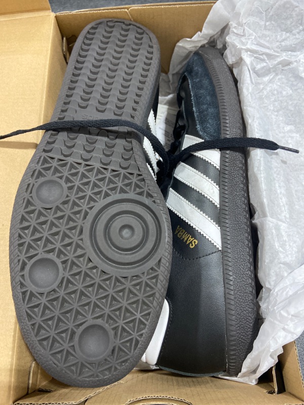 Photo 2 of Adidas Samba Classic Black/White 11