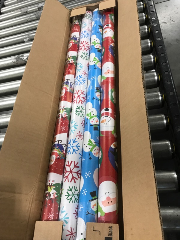 Photo 2 of American Greetings Christmas Reversible Wrapping Paper Bundle, Santa, Snowflakes and Snowmen (4 Rolls, 160 sq. ft.)