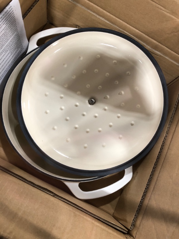 Photo 2 of Amazon Basics Enameled Cast Iron Covered Dutch Oven, 7.3-Quart, Matte White Matte White 7.3-Quart Oven