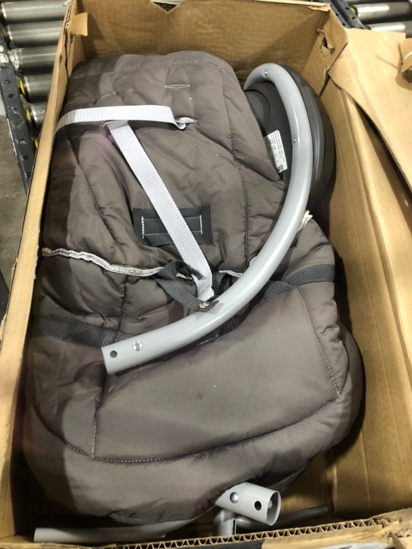 Photo 2 of Graco Simple Sway Abbington Baby Swing